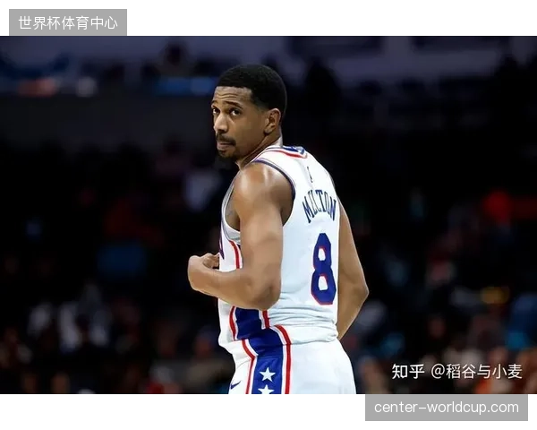 杨希在攻防两端均有亮眼发挥，坐稳联赛半程本土最佳右后卫的位置